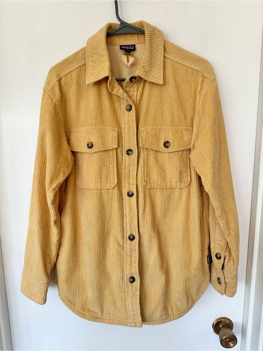 NWOT Patagonia Beeswax Yellow Corduroy Overshirt Jacket Shacket Size Small - Picture 3 of 7